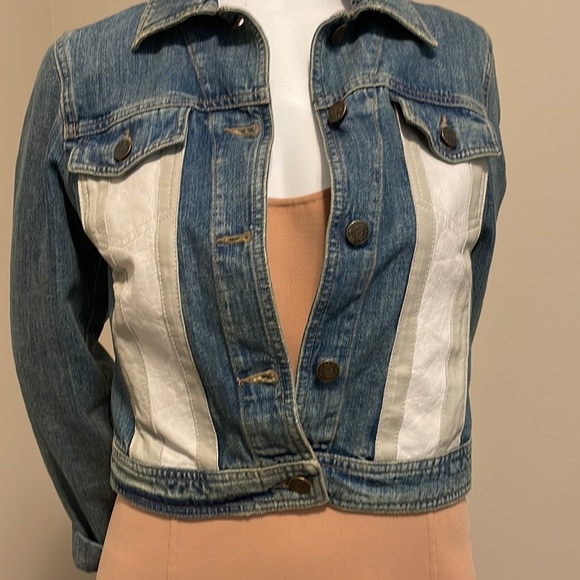 AJ ARMANI JEANS VINTAGE NEVER WORN JEAN JACKET CROPPED WITH LEATHER IN FRONT - Picture 5 of 15